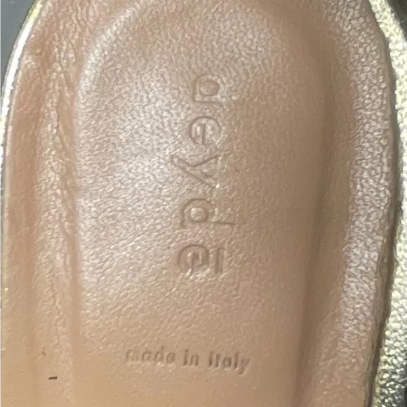 Aeyde shoes / NWT Aeyde daysi leather gold sandals / colors sz 40