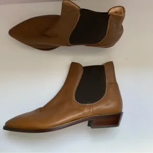 AGL Pointed Toe Ankle Boots Sz 37/ US 7