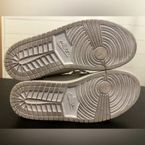 Air Jordan 1 Low SE Craft - Tech Grey/White/Sail/ Light Orewood Brown (9M/10.5W)