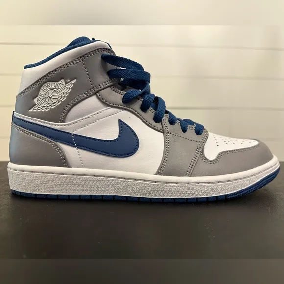 Air Jordan 1 Mid - Cement Grey/True Blue/ White (9M/10.5W)