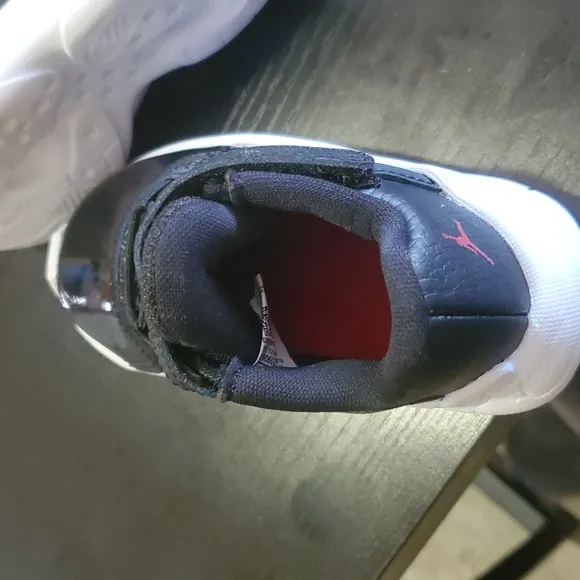 Air Jordan 11 CMFT Shoes