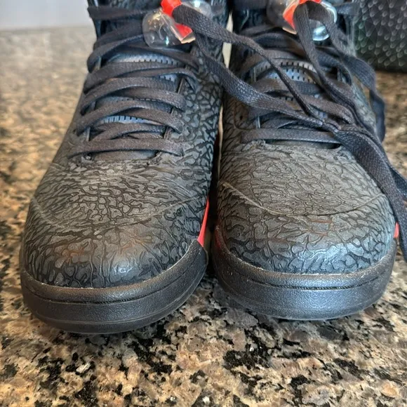 Air Jordan 3Lab5  Black and Red Sneakers EUC 10.5