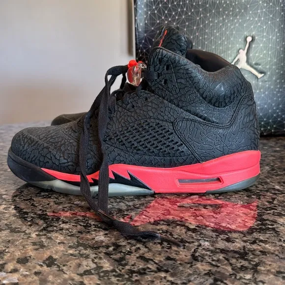 Air Jordan 3Lab5  Black and Red Sneakers EUC 10.5