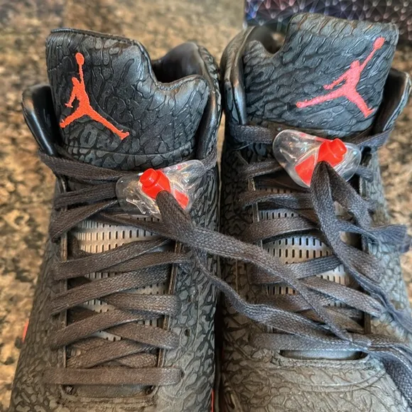 Air Jordan 3Lab5  Black and Red Sneakers EUC 10.5