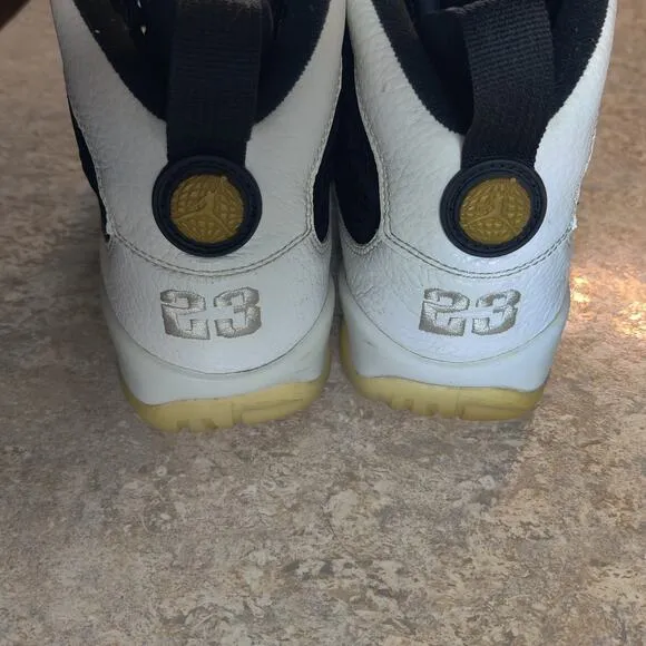 Air Jordan 9 Retro City of Flight Mens Size 9 Black White Gold Sneakers *Clean.