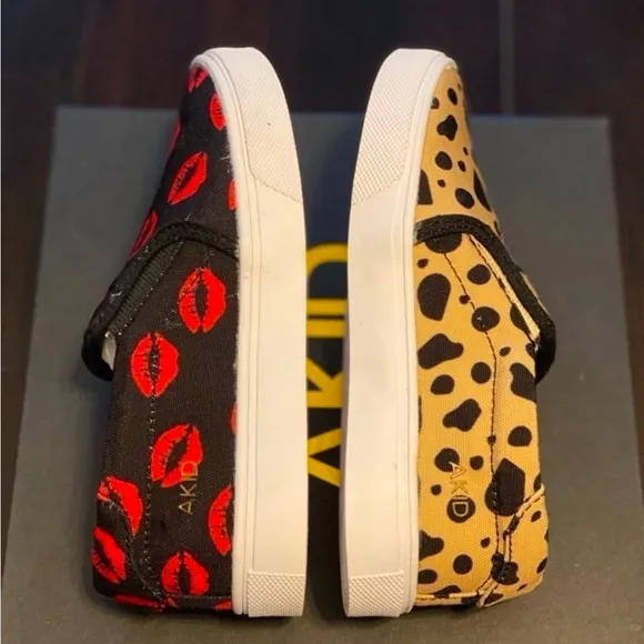 AKID Leopard Lips