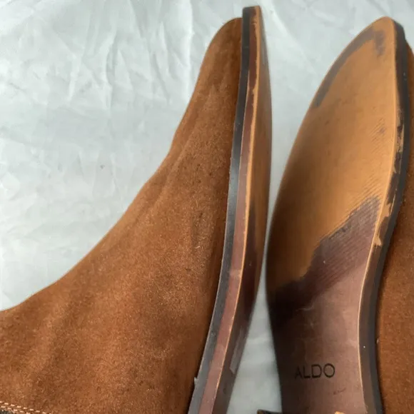 ALDO Brown Slip On Chelsea Ankle Suede Boots Men’s Size 9