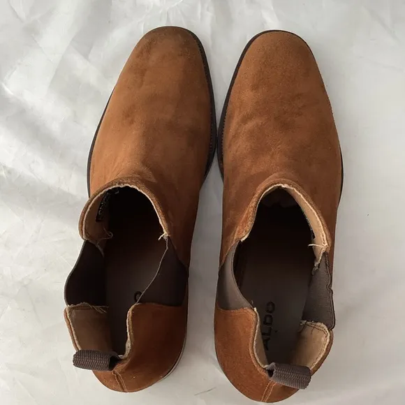 ALDO Brown Slip On Chelsea Ankle Suede Boots Men’s Size 9