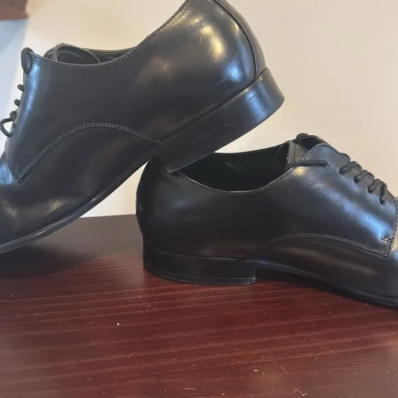 Aldo Elas black leather cap toe lace up dress shoes size 10
