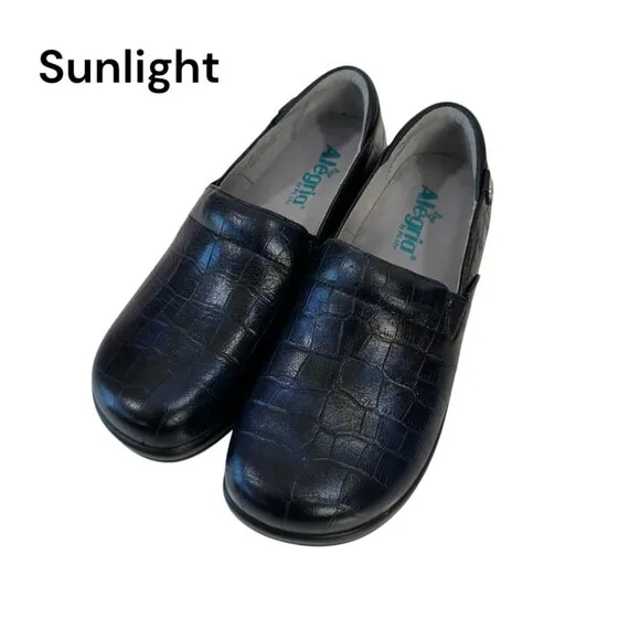 Alegria Leather Slip-On Shoes SZ 37 Black Croc Pattern Comfy Professional Clogs