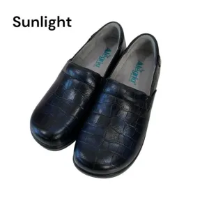 Alegria Leather Slip-On Shoes SZ 37 Black Croc Pattern Comfy Professional Clogs