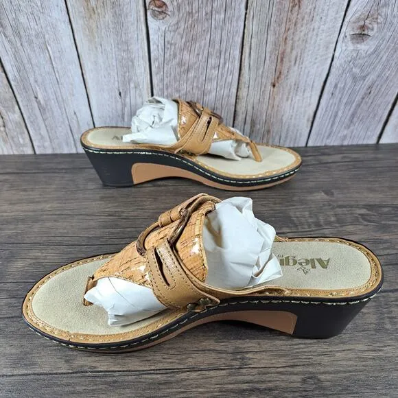 Alegria Lola Cork Wedge Thong Sandals Womens Size 9.5-10 EU40 light Cognac Brown