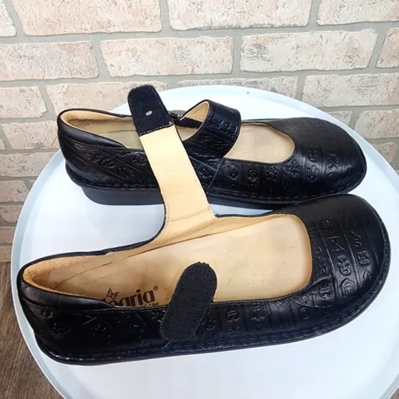 ALEGRIA Paloma Mary Jane Embossed Leather Nursing Shoes Size 11-11.5/42