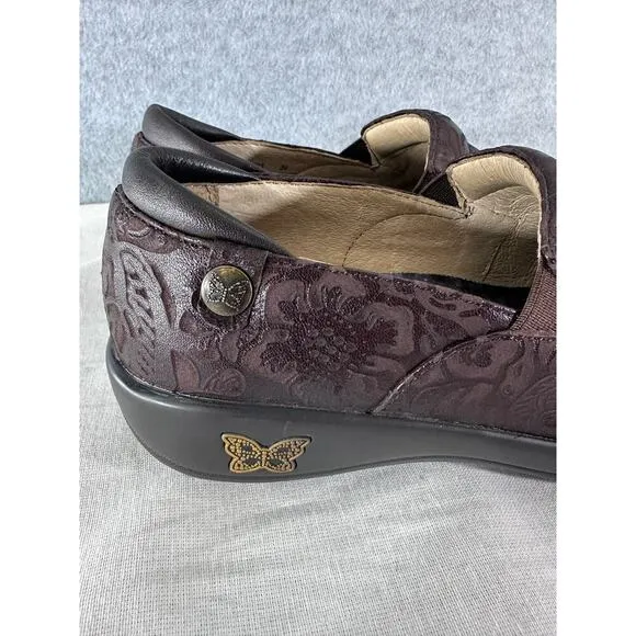 Alegria Women's sz 34 (US 4.5) Keli PRO Choco Emboss Paisley Clogs Nursing Shoes