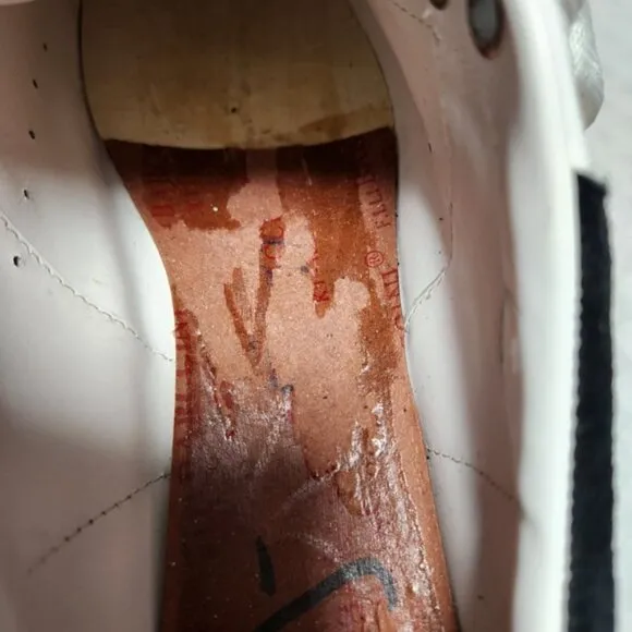 Alexander McQueen White Sneakers size 37 EU