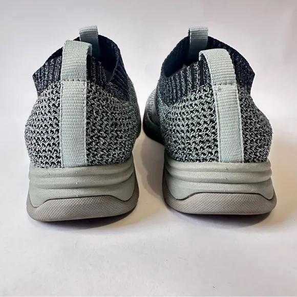 Align Women's Torri Mint shimmer nursing shoes elastic pull-on knit sneakers