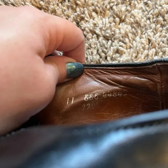 Allen Edmonds Lauderdale black oxford dress shoes
