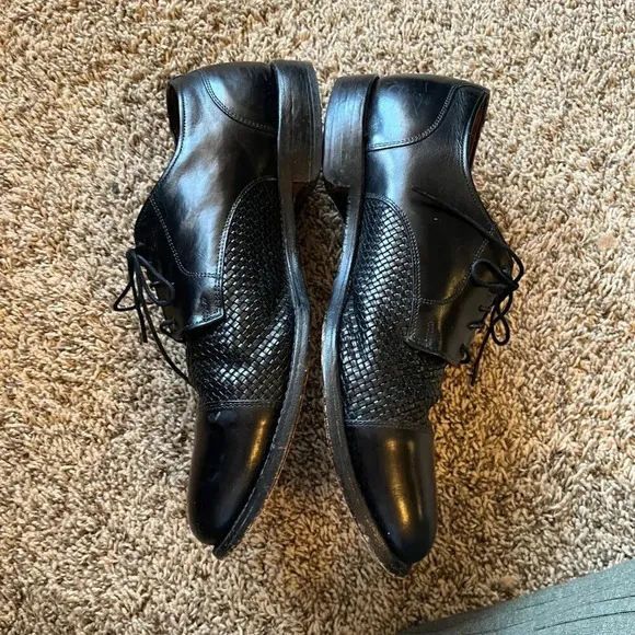 Allen Edmonds Lauderdale black oxford dress shoes