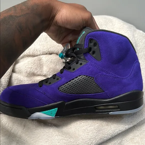 Alternate grape