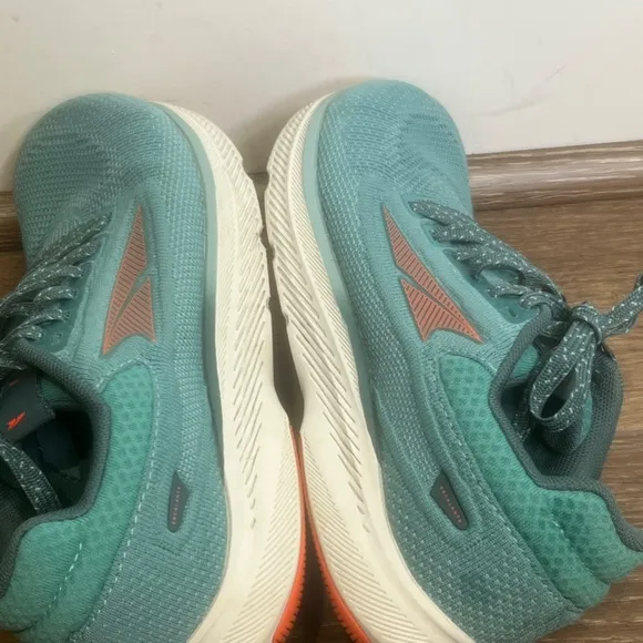 ALTRA Escalante 3 Women's Running Shoes, Dusty Teal, Size 6 Comfort, Lightweight