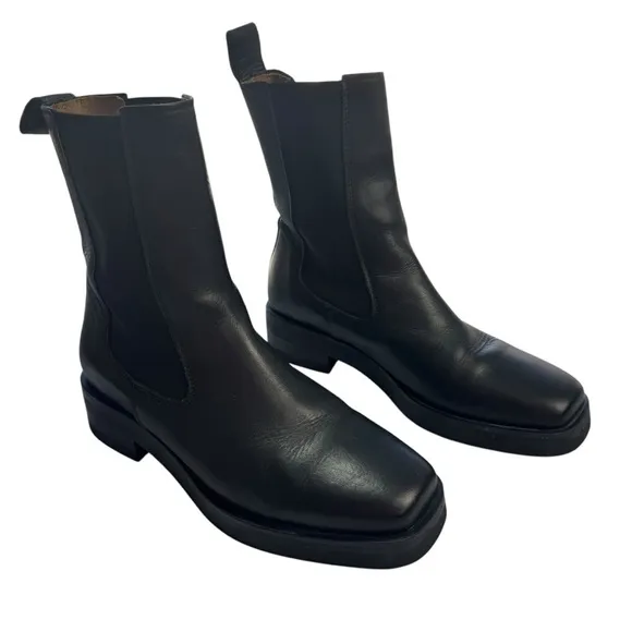 &amp; OTHER STORIES US 10 polished leather square toe chelsea boots in black leather
