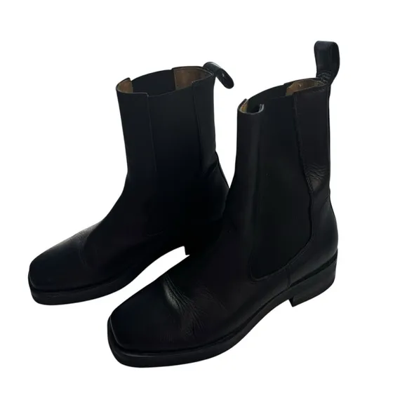 &amp; OTHER STORIES US 10 polished leather square toe chelsea boots in black leather