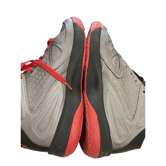 AND1 Men Size 10.5 Gray Leather Hi-Top Basketball Shoes NO INSOLES lace missing