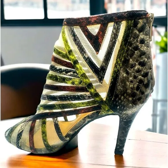 Annie Shoes l Snakeskin Design, Mesh accent l 4” Stiletto Heel l 6M l Like New!