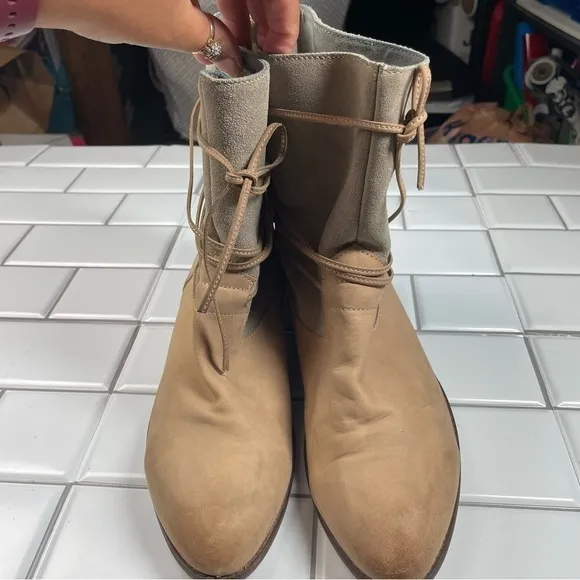 Anthropologie Latigo Pogo Tie Back Boots 10M
