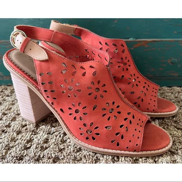Anthropologie Lucia Red Leather Shooties 9