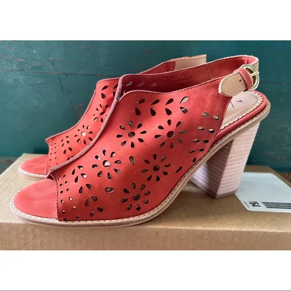 Anthropologie Lucia Red Leather Shooties 9