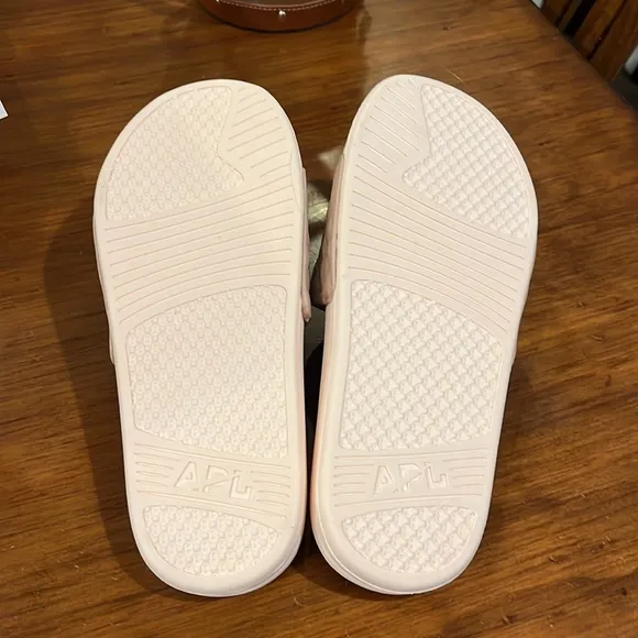 APL Lusso Athletic Propulsion Labs Slides Sandals Shoes Rose Dust Crème Womens 8