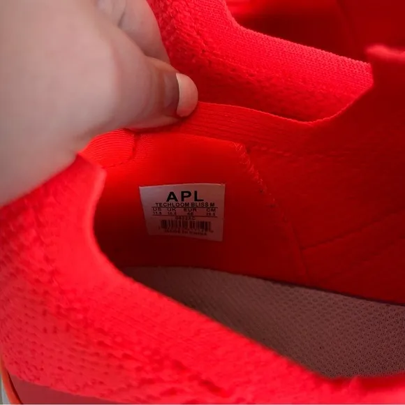 APL Slip On Techloom Bliss Sneakers