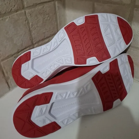 APL TechLoom Bliss Red/White Slip-on Sneakers Size 11