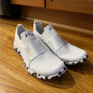 APL Techloom Bliss Slip on Sneakers