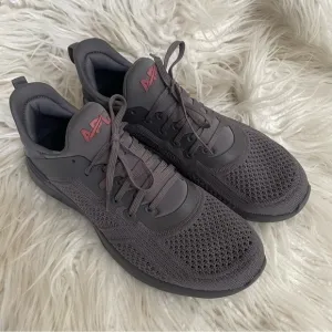APL techloom‎ tracer athletic shoes sneakers size 8