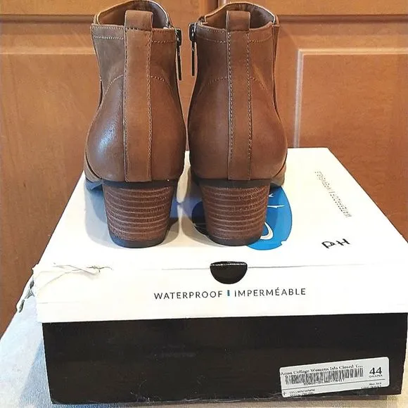 Aqua College Waterproof Leather Ankle Boots Sz 10 NIB