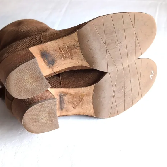 Aquatalia Italian Made Brown Suede Leather Heeled Boots Women's Size 11