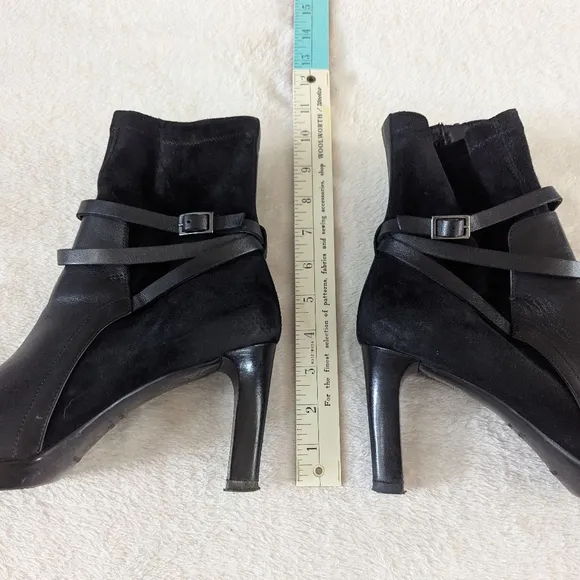 Aquatalia Ryann - Black - Ankle Boots Size 9