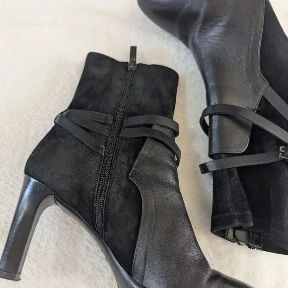 Aquatalia Ryann - Black - Ankle Boots Size 9