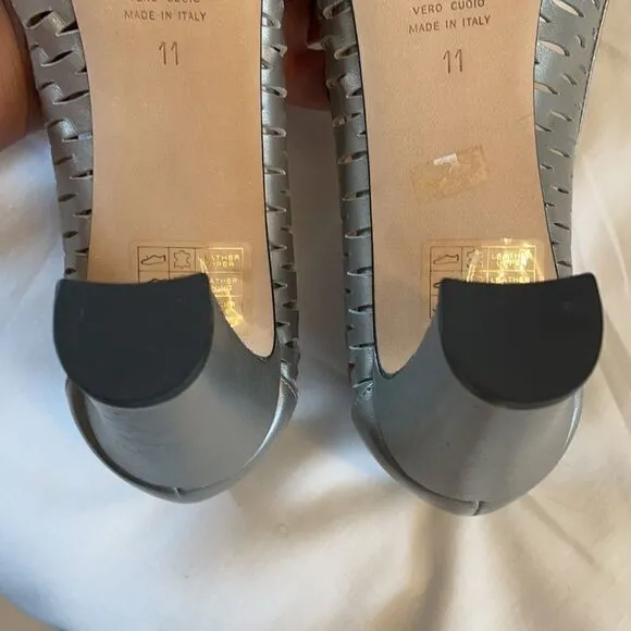 AQUATALIA GUNMETAL CUT OUT PEEPTOE SHOES. …
