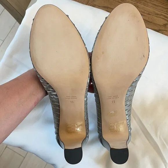 AQUATALIA GUNMETAL CUT OUT PEEPTOE SHOES. …