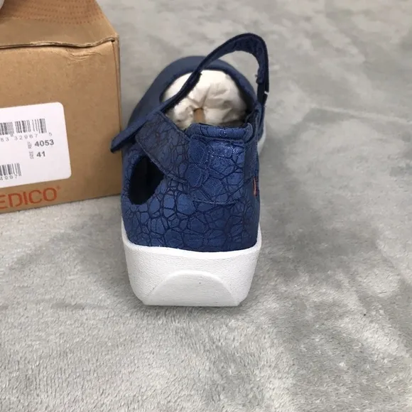Arcopedico Bluye Liho L51 Lytech Mary Janes Size 11 to 11.5