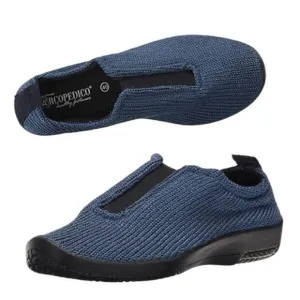 ARCOPEDICO Women’s ES Knit Slip On Shoes in the Size 40/9-9.5 US Size in Denim