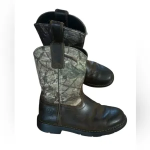 Ariat Camo Cowboy Boots Youth Size 2 Durable Western Kids’ Boots