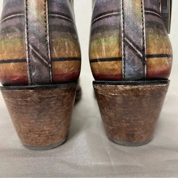 Ariat Dixon Ankle Boots Blanket Dixon Western Leather Booties Size 8.5