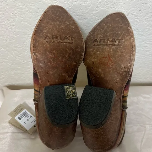 Ariat Dixon Ankle Boots Blanket Dixon Western Leather Booties Size 8.5