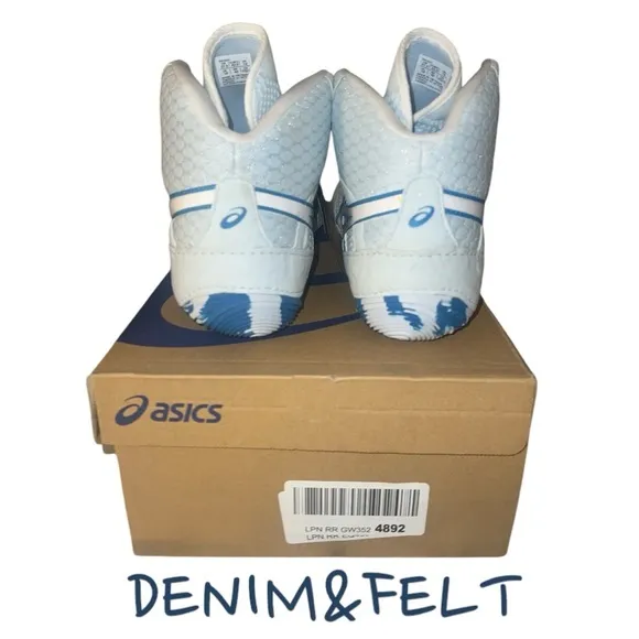 Asics Matblazer (Sky/White) Wrestling Shoes | Color: Blue/White | NEW/NIB!!🤼