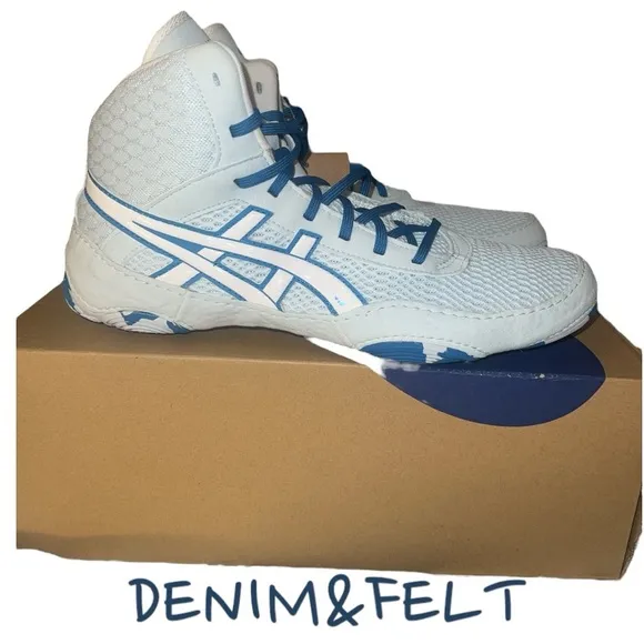 Asics Matblazer (Sky/White) Wrestling Shoes | Color: Blue/White | NEW/NIB!!🤼