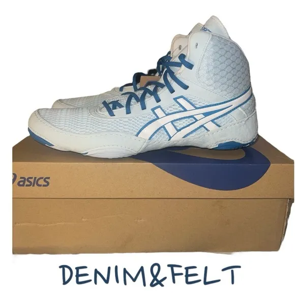 Asics Matblazer (Sky/White) Wrestling Shoes | Color: Blue/White | NEW/NIB!!🤼